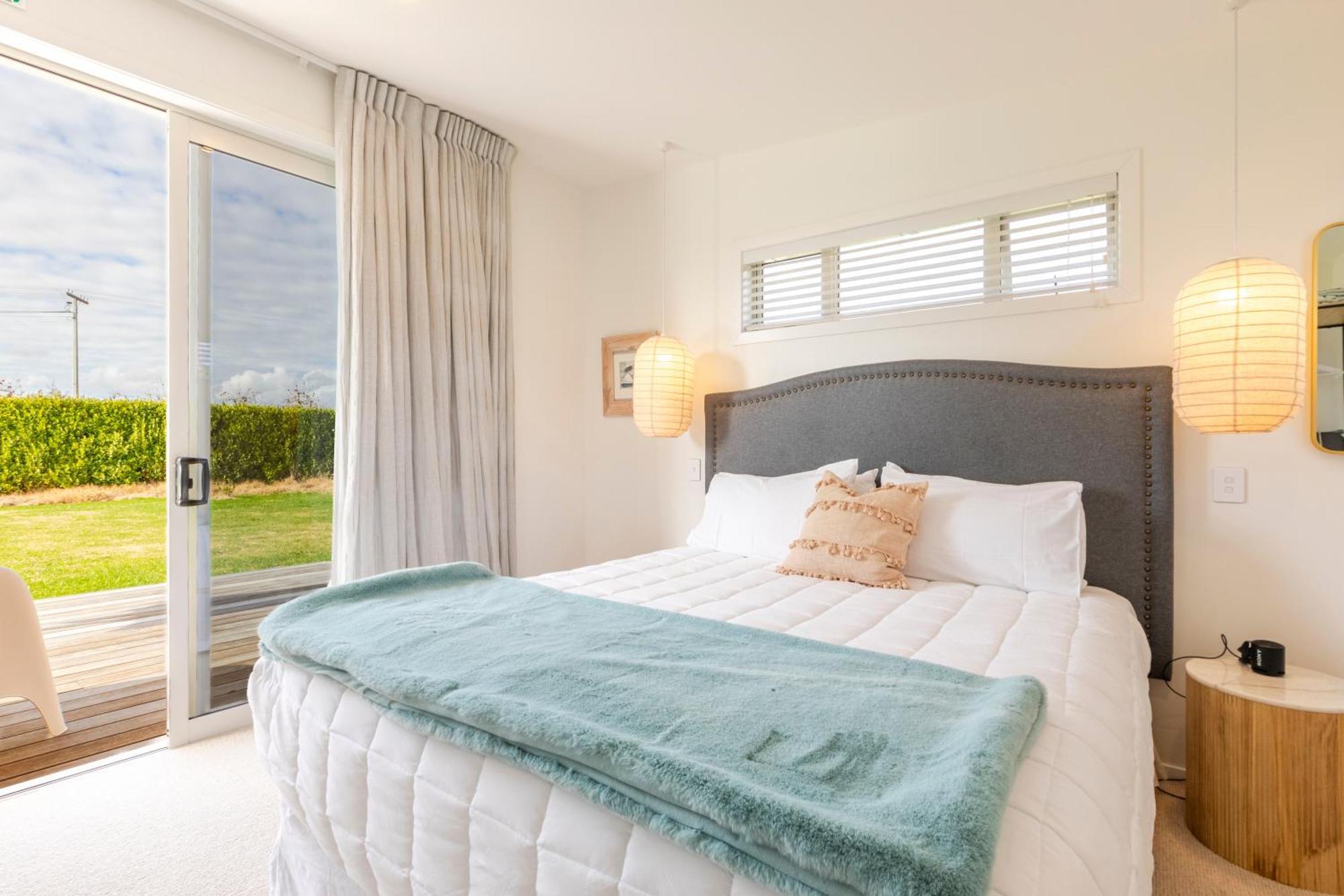 Sublime Nooks Hotel Havelock North Bagian luar foto