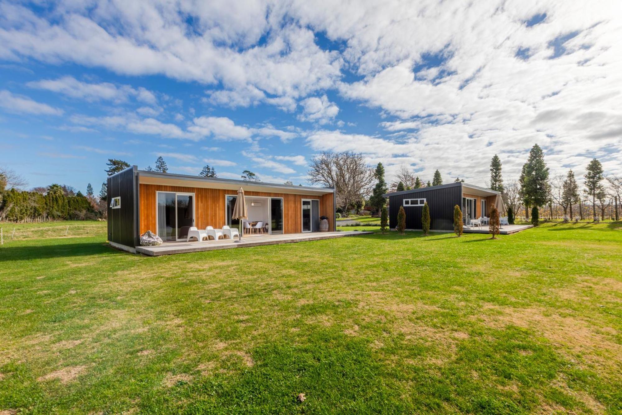 Sublime Nooks Hotel Havelock North Bagian luar foto